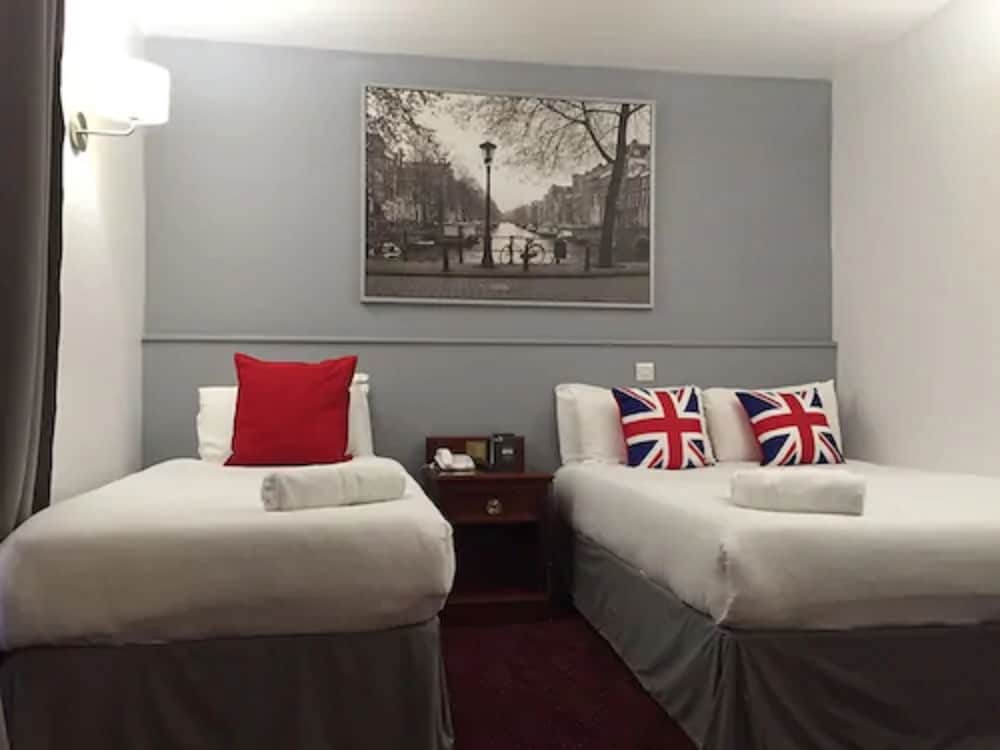 Castleton Hotel 19/61