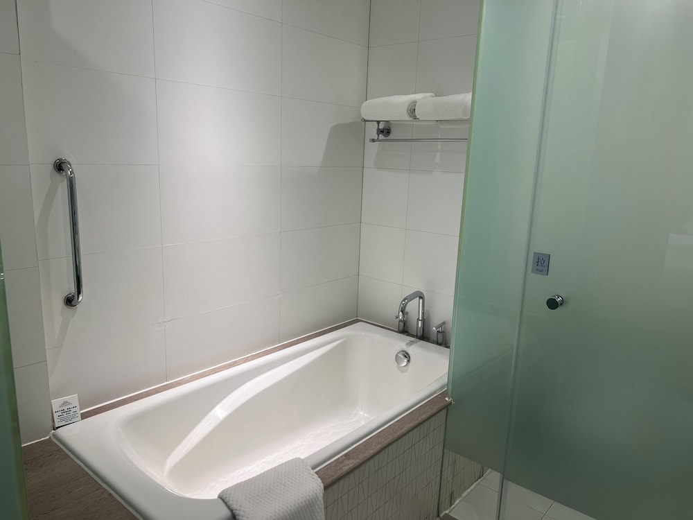 Guangdong Nanmei Osotto Hotel 48/55