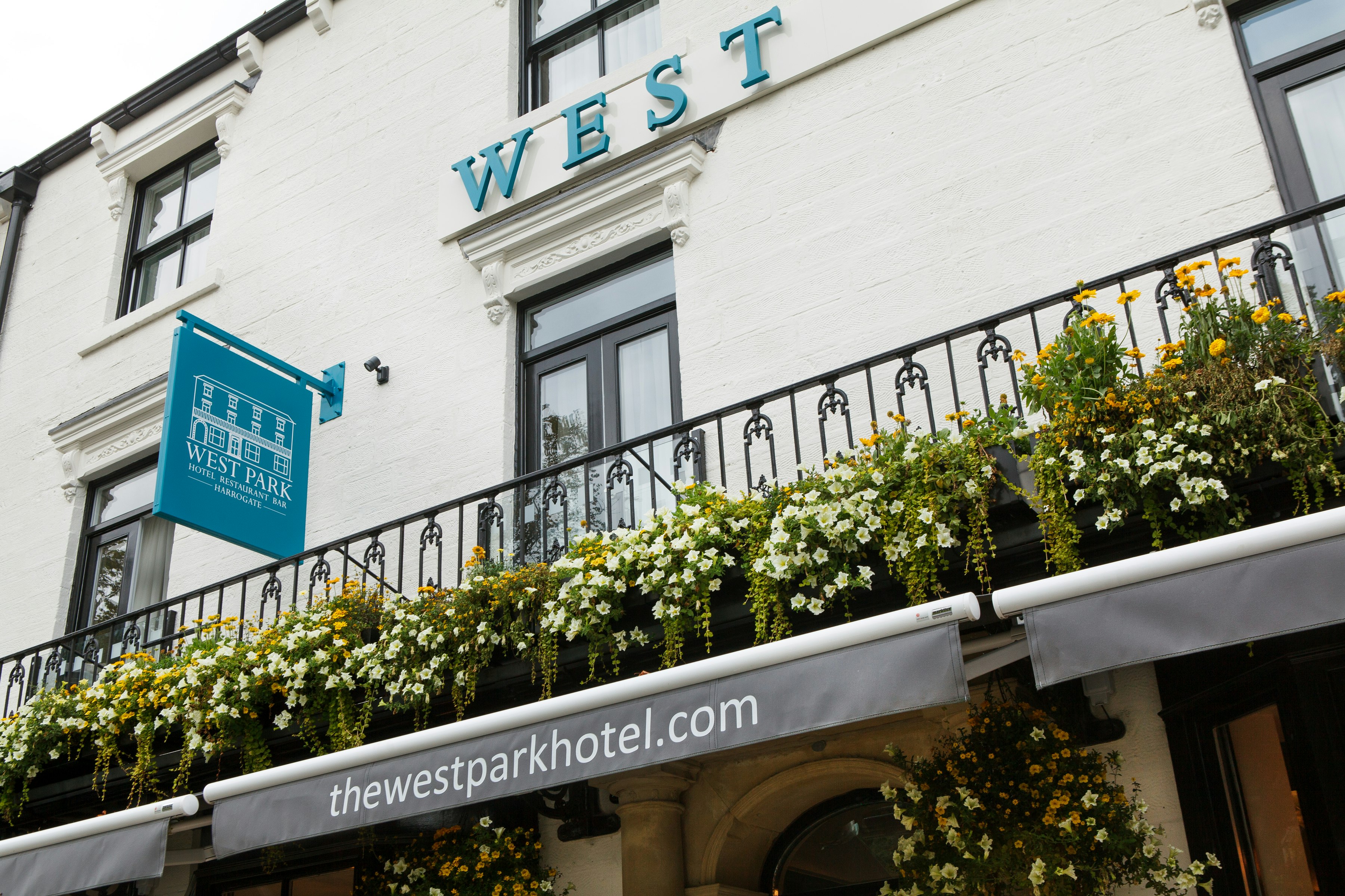 West Park Hotel 2/33