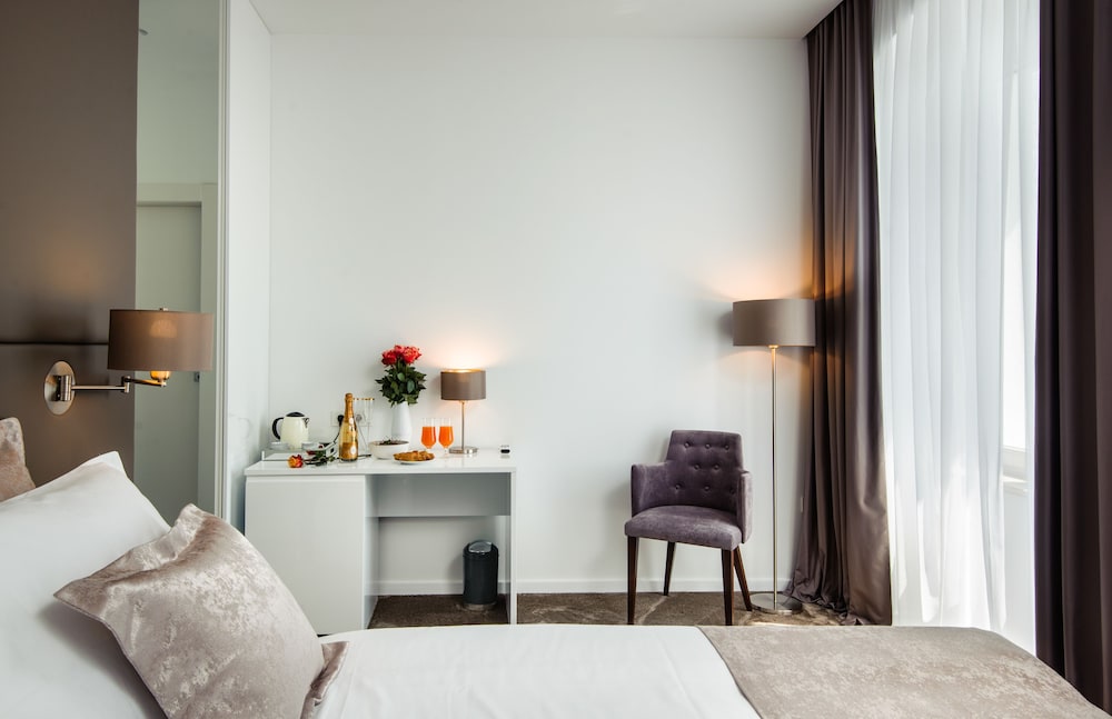 Dream Luxury Rooms 6/27