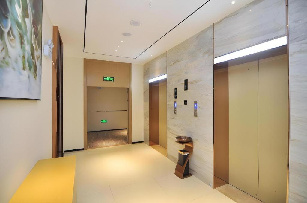 City Comfort Inn Kunming Nanping Wuyi Road Metro Station 14/44