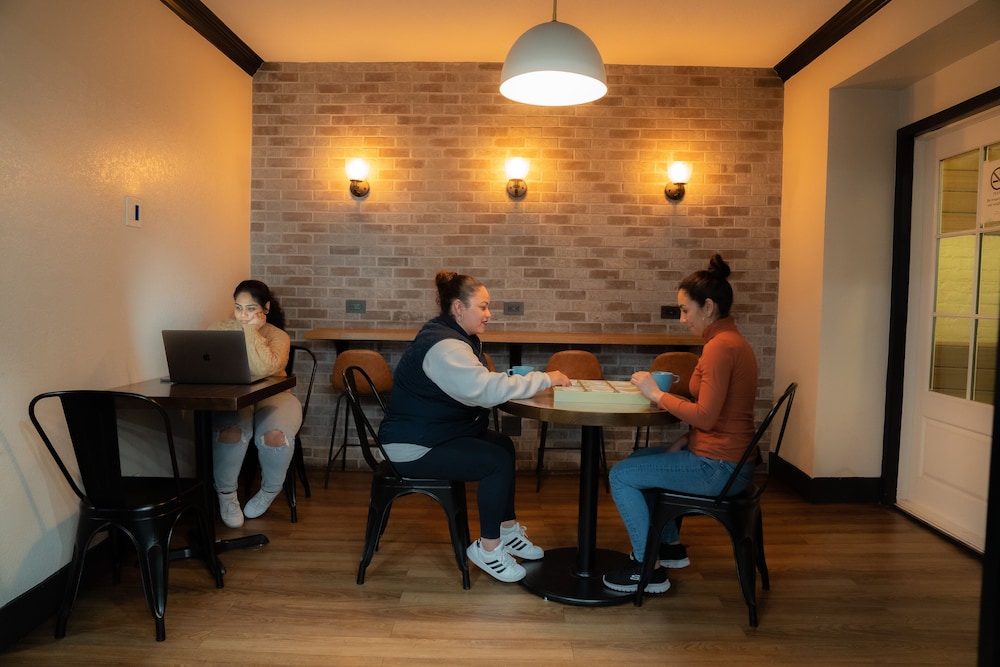 Amsterdam Hostel San Francisco 45/63