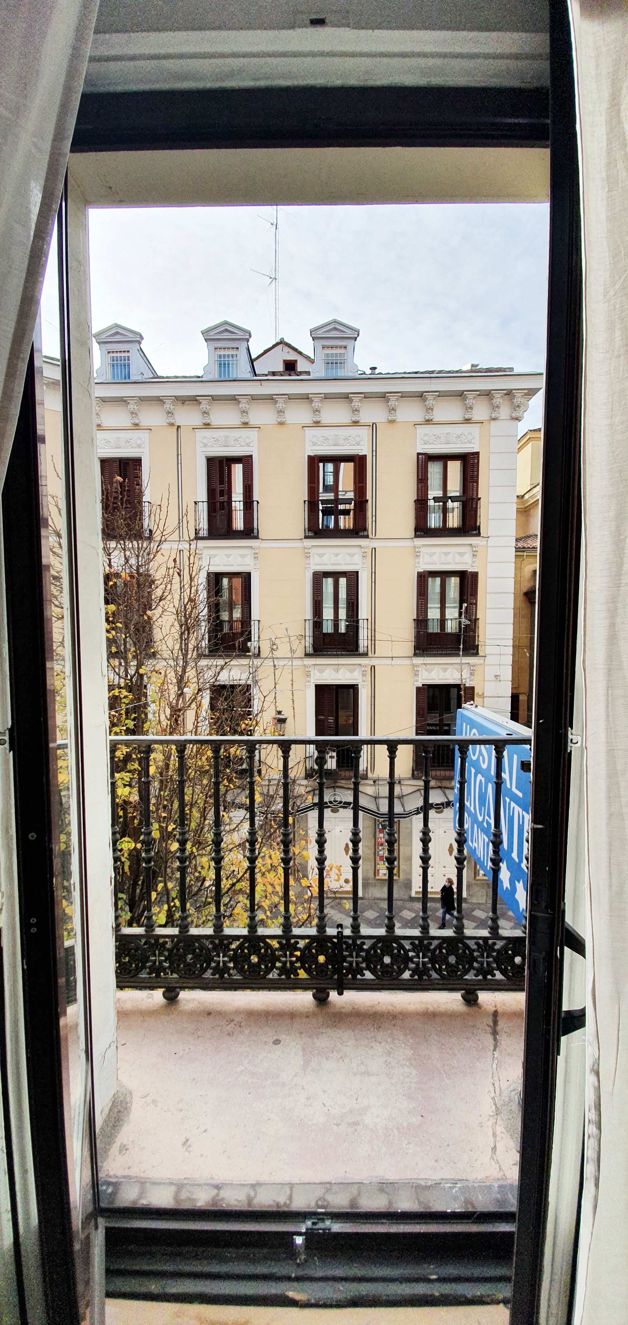 Hostal Alicante 2/40