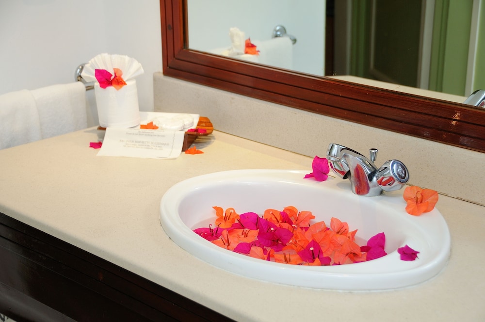 Casuarina Resort and Spa 47/76
