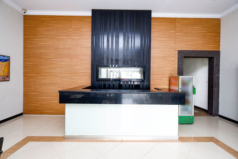 OYO 2436 Hotel Kencana 6/52