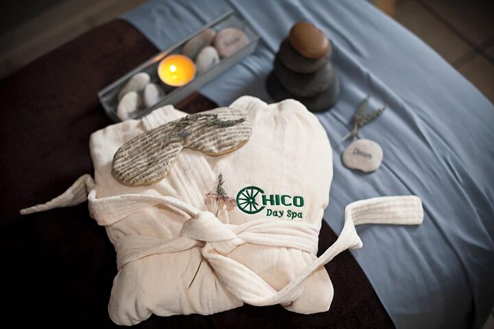 Chico Hot Springs Resort 19/50