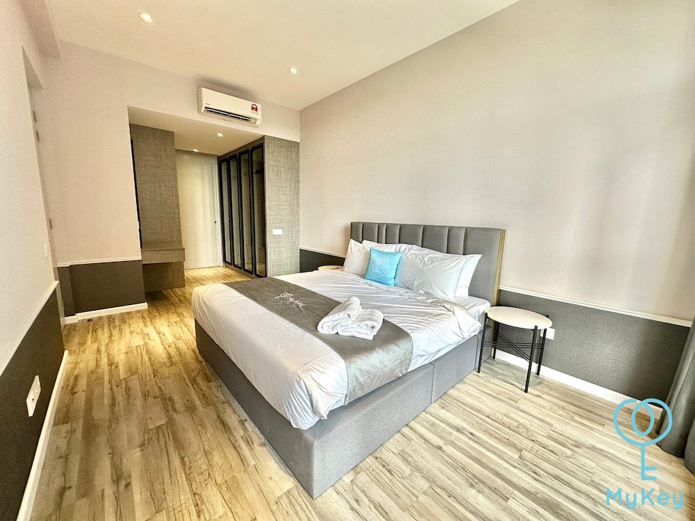 Millers Square by MyKey Global 16/59