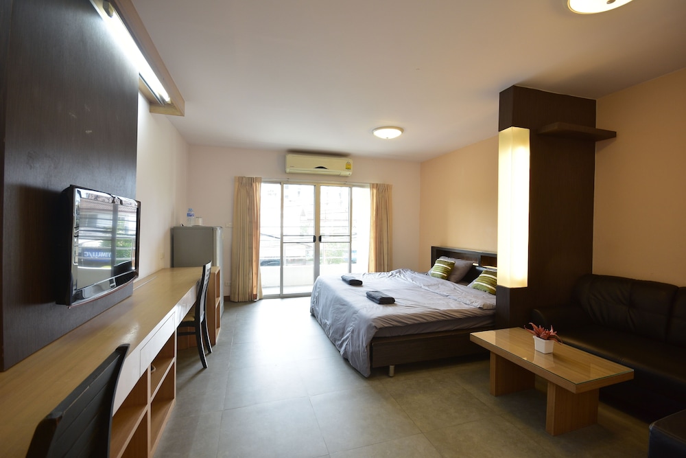 Loft Salaya 8/21