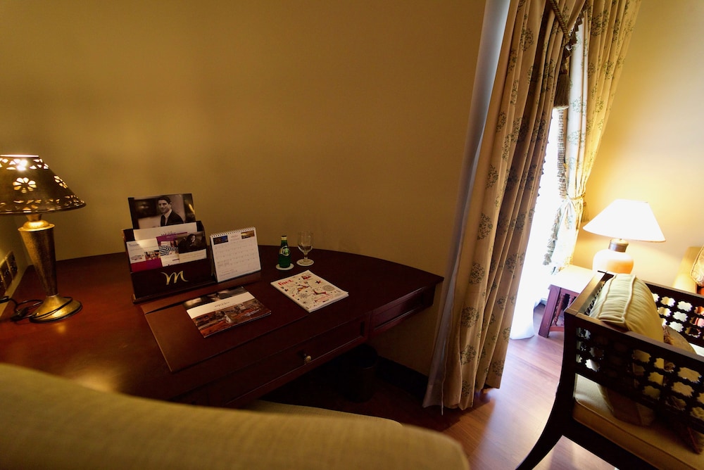 Mercure Grand Hotel Seef - All Suites 38/67