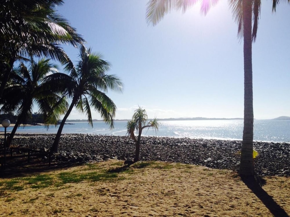 Dolphin Heads Resort 65/72