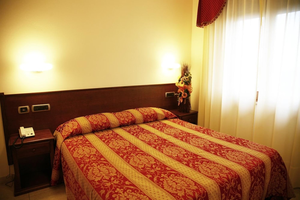 Hotel Tiziana 12/50