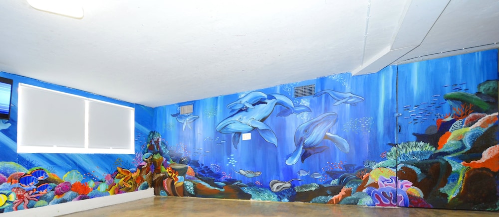 South Beach Rooms and Hostel 45/48