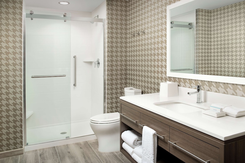Home2 Suites by Hilton Fort Myers Airport 12/42
