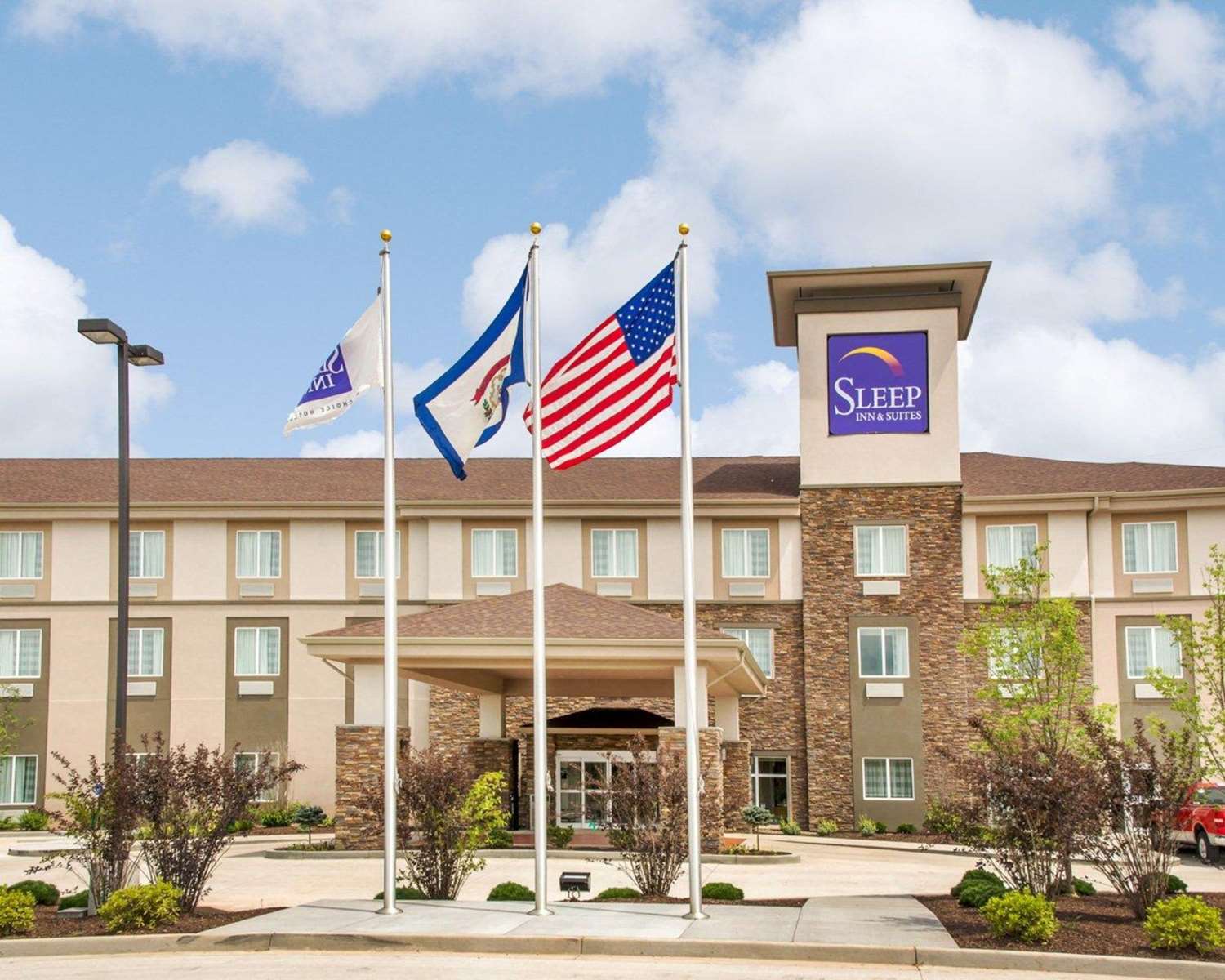 Sleep Inn & Suites Parkersburg - Marietta 2/28