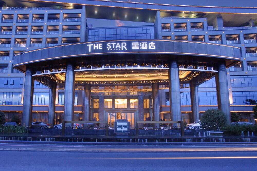 Star Lake Hotel 2/23