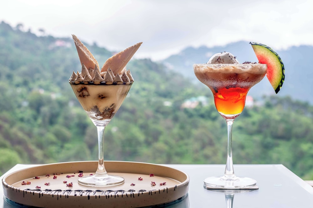 Glenview Resort Kasauli, a member of Radisson Individuals 16/50