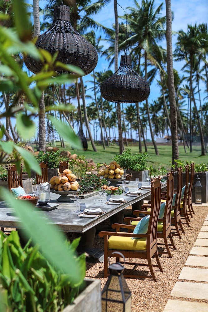 Shangri La Hambantota 64/67