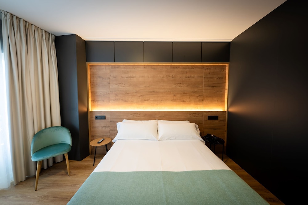 HOTEL OCA INSUA 9/46