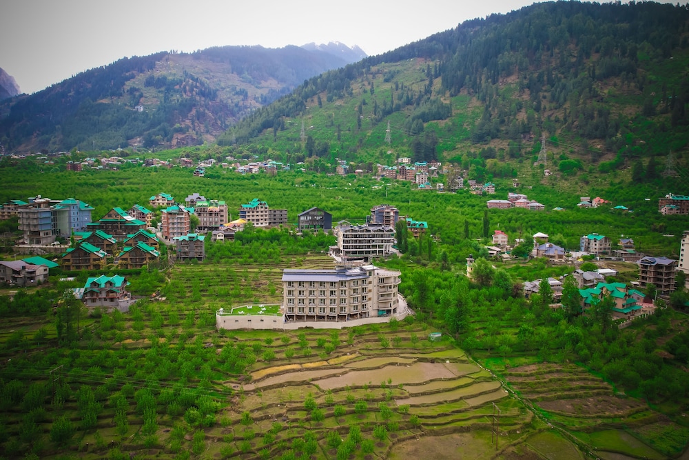 juSTa Grand View Resort & Spa Manali 69/73
