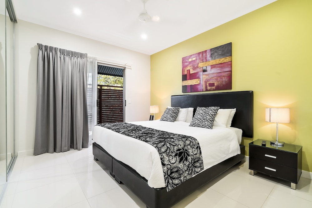 2 BEDROOMS, APARTMENT