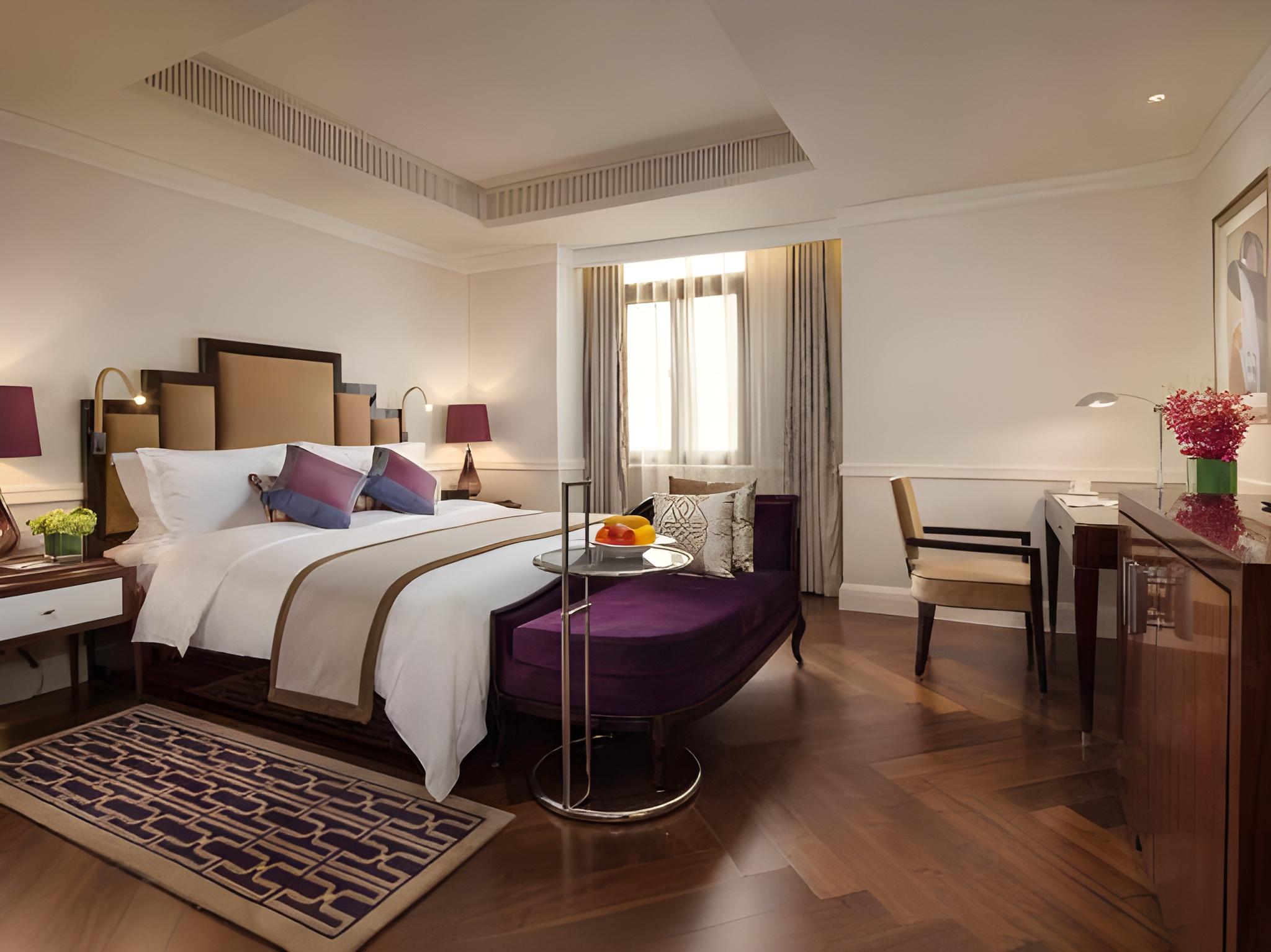 Capsule, Superior, King Bed, Queen Bed, with View