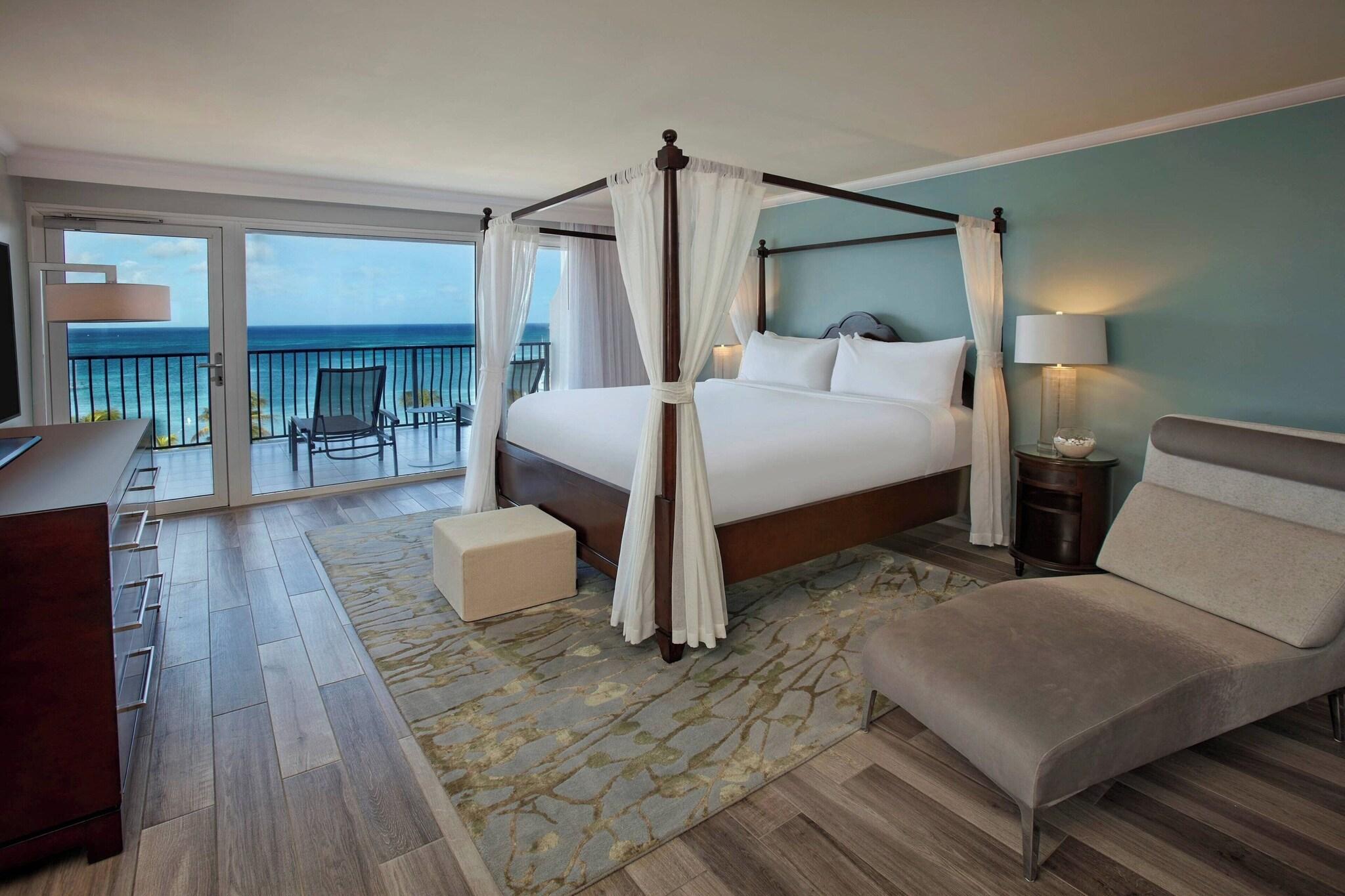Suite, King Bed