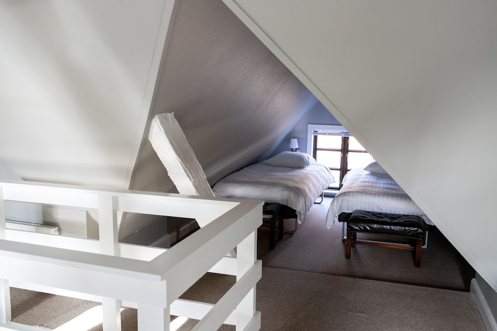 Hotel Hamlet 23/31