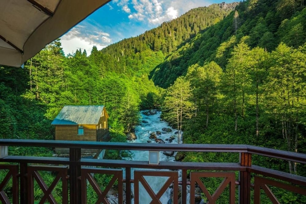 Ayder Hasimoglu Hotel 44/50