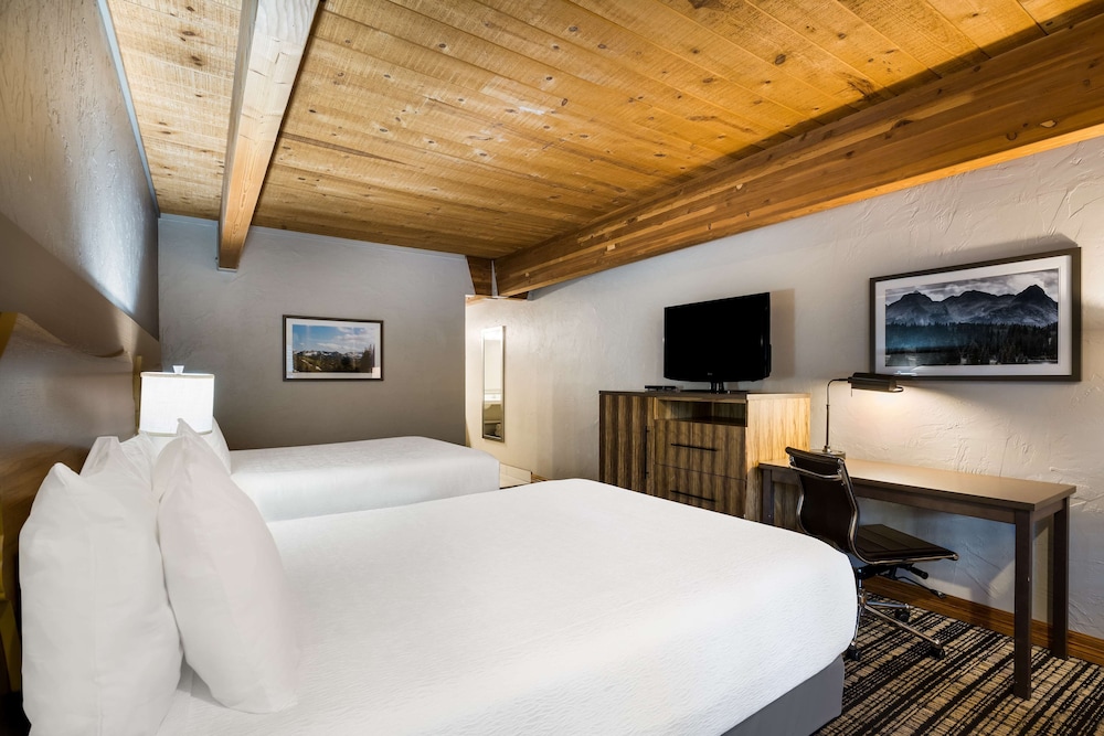 STANDARD, 2 QUEEN BEDS, ACCESSIBLE