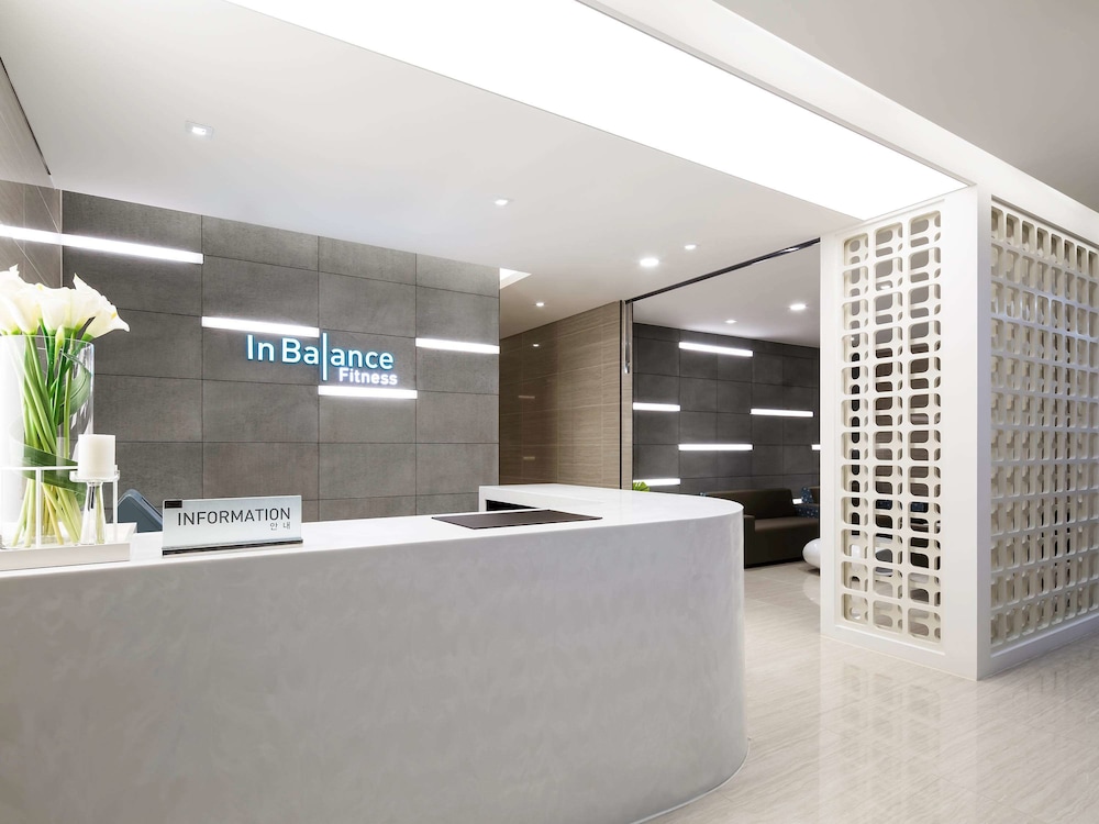 Novotel Ambassador Suwon 11/69