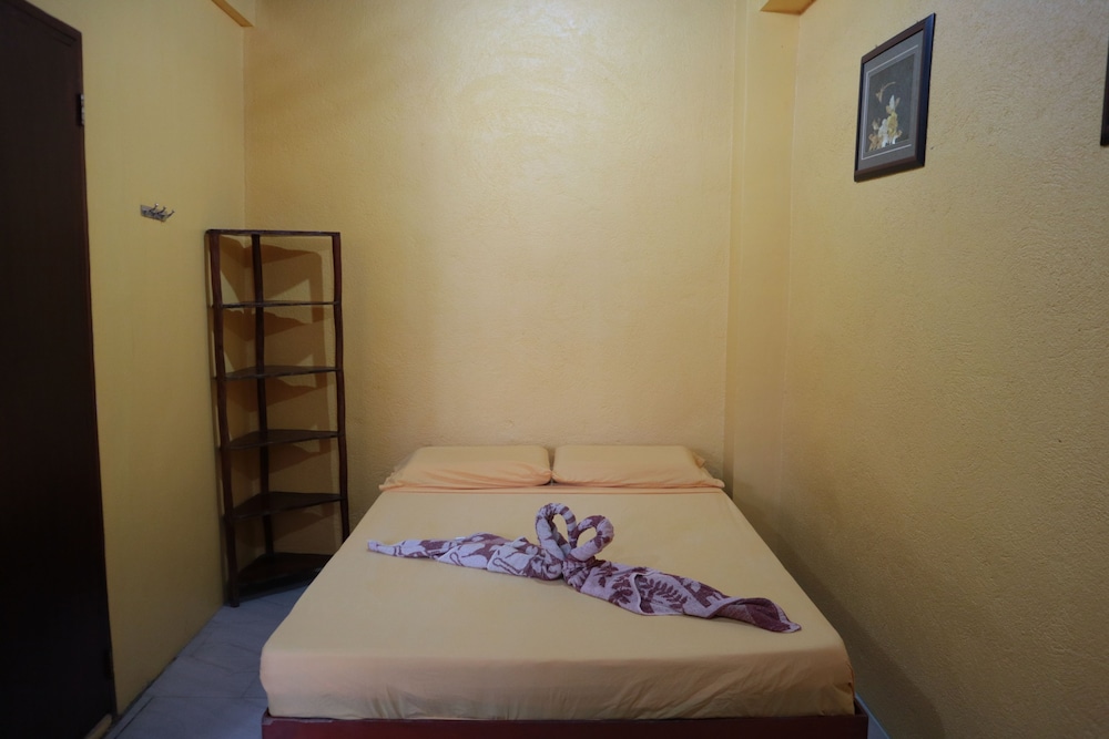 El Nido Corner Pension And Restaurant 15/50