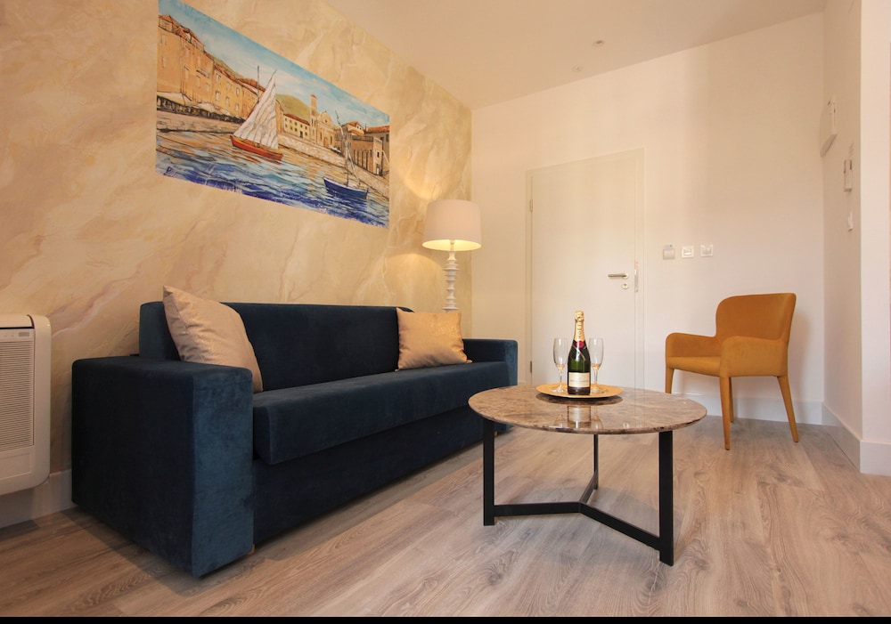 Well Of Life Luxury Rooms 15/26