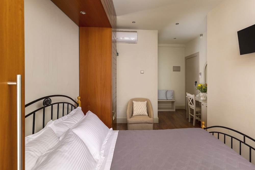 Palladion Hotel 14/37