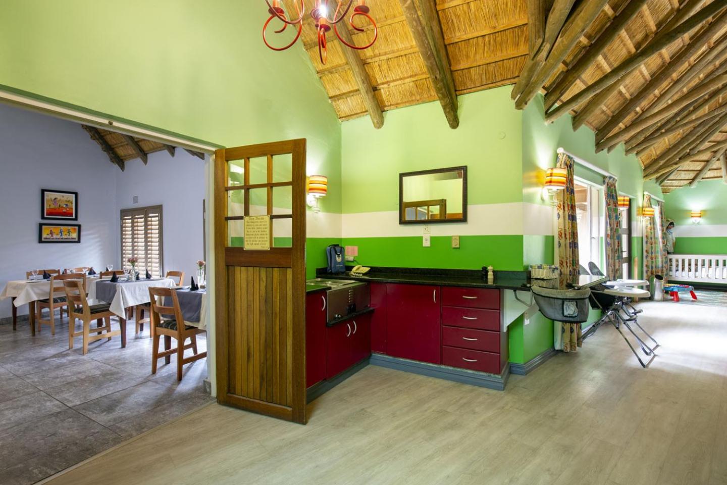 The Cavern Resort & Spa 4/50