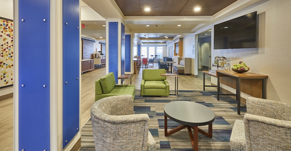 Holiday Inn Express Hotel And Suites Medford Central Point 57/80