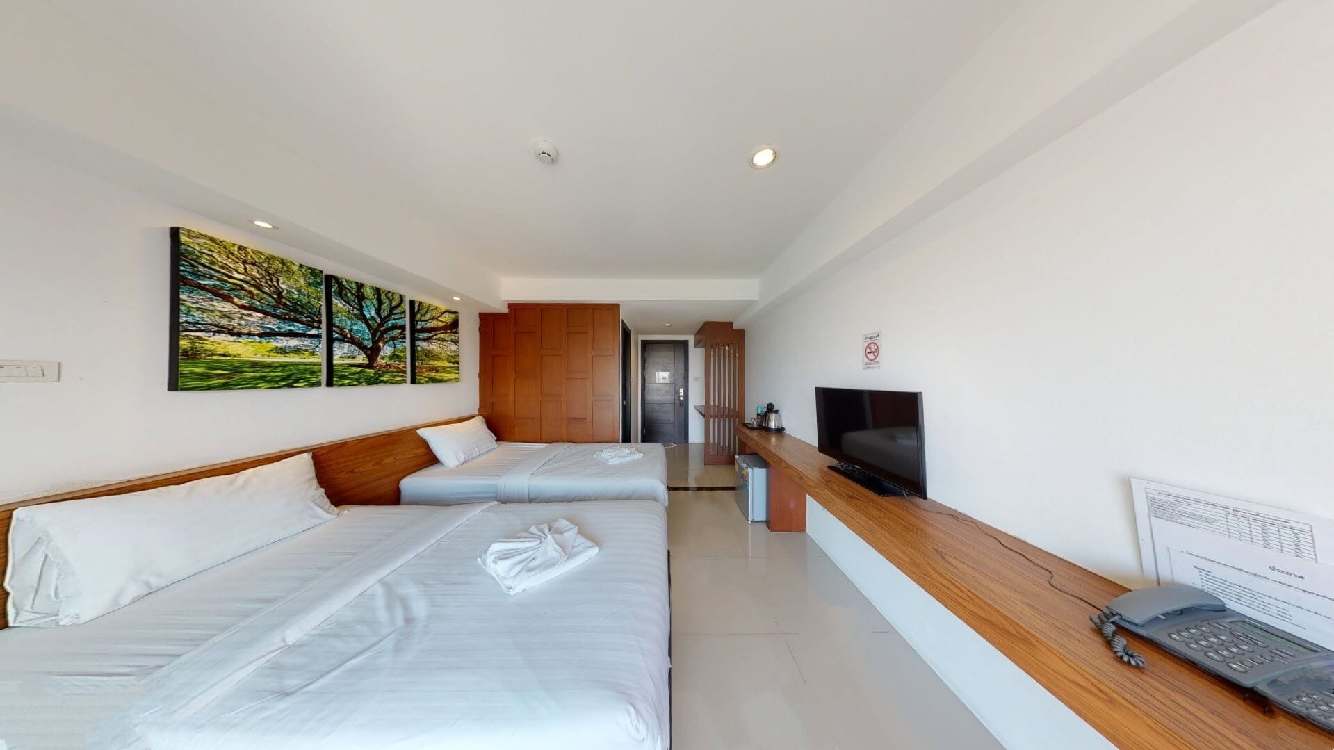 Deluxe, Triple, 3 Beds