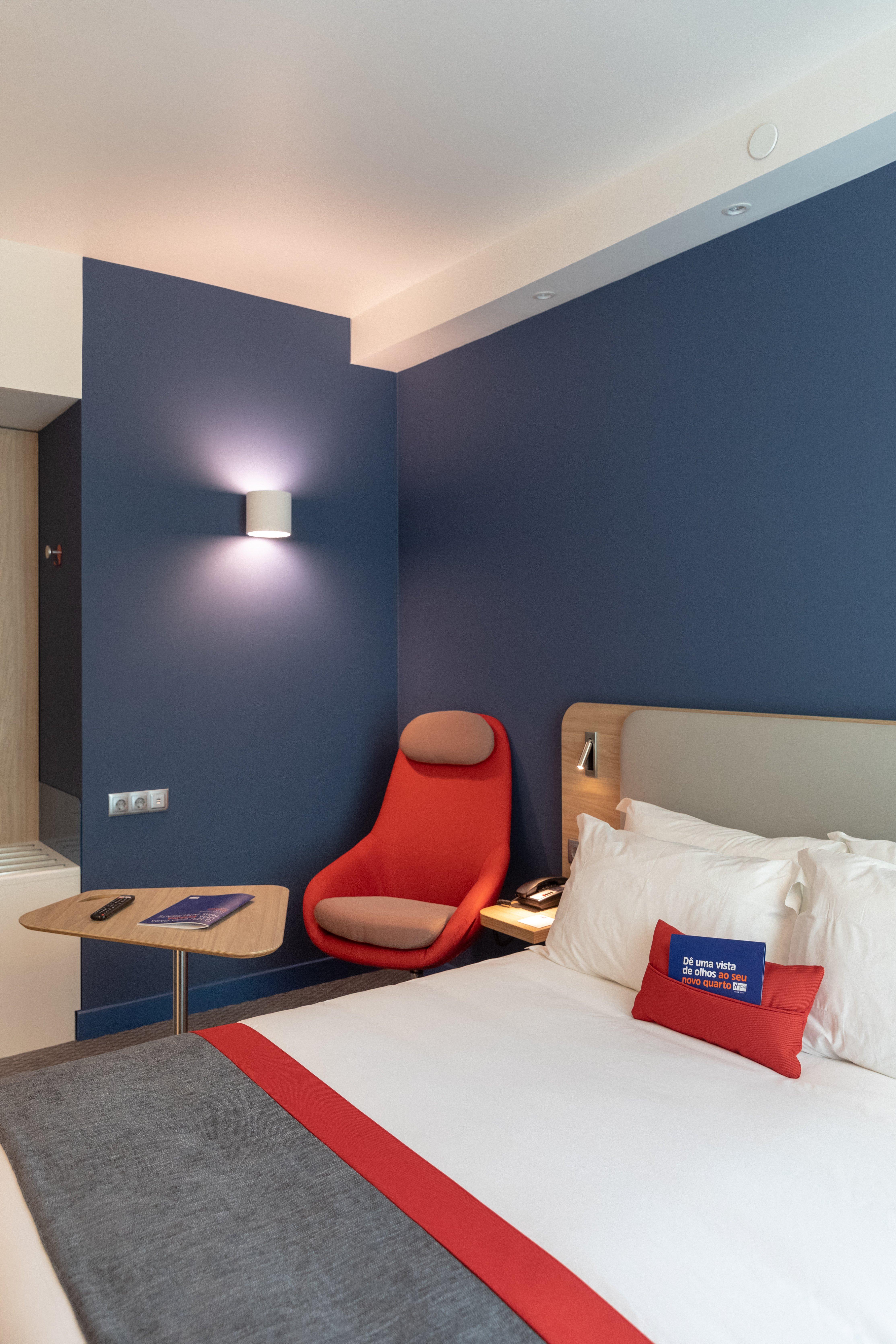 غرفة بسرير مزدوج، Holiday Inn Express Lisbon - Plaza Saldanha 2/7