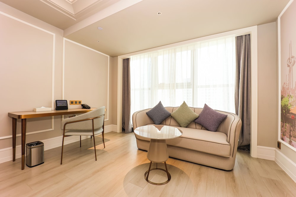 Mercure Jinan West Railway Station 48/65