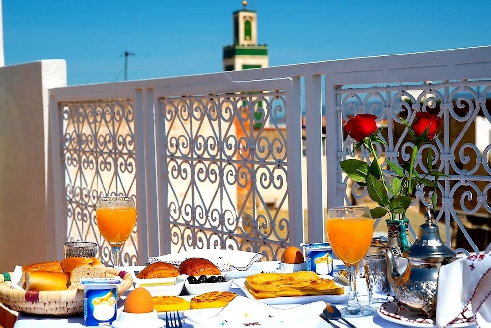 Riad Safir 42/49