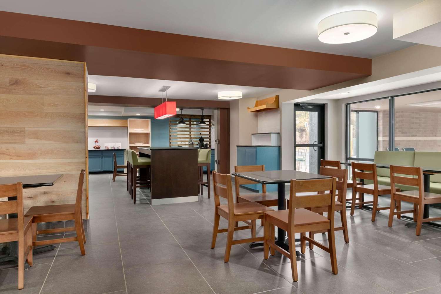 Country Inn & Suites by Radisson, Roanoke Rapids, NC 9/14