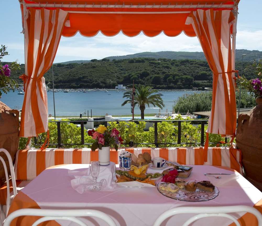 Cala di Mola 22/50
