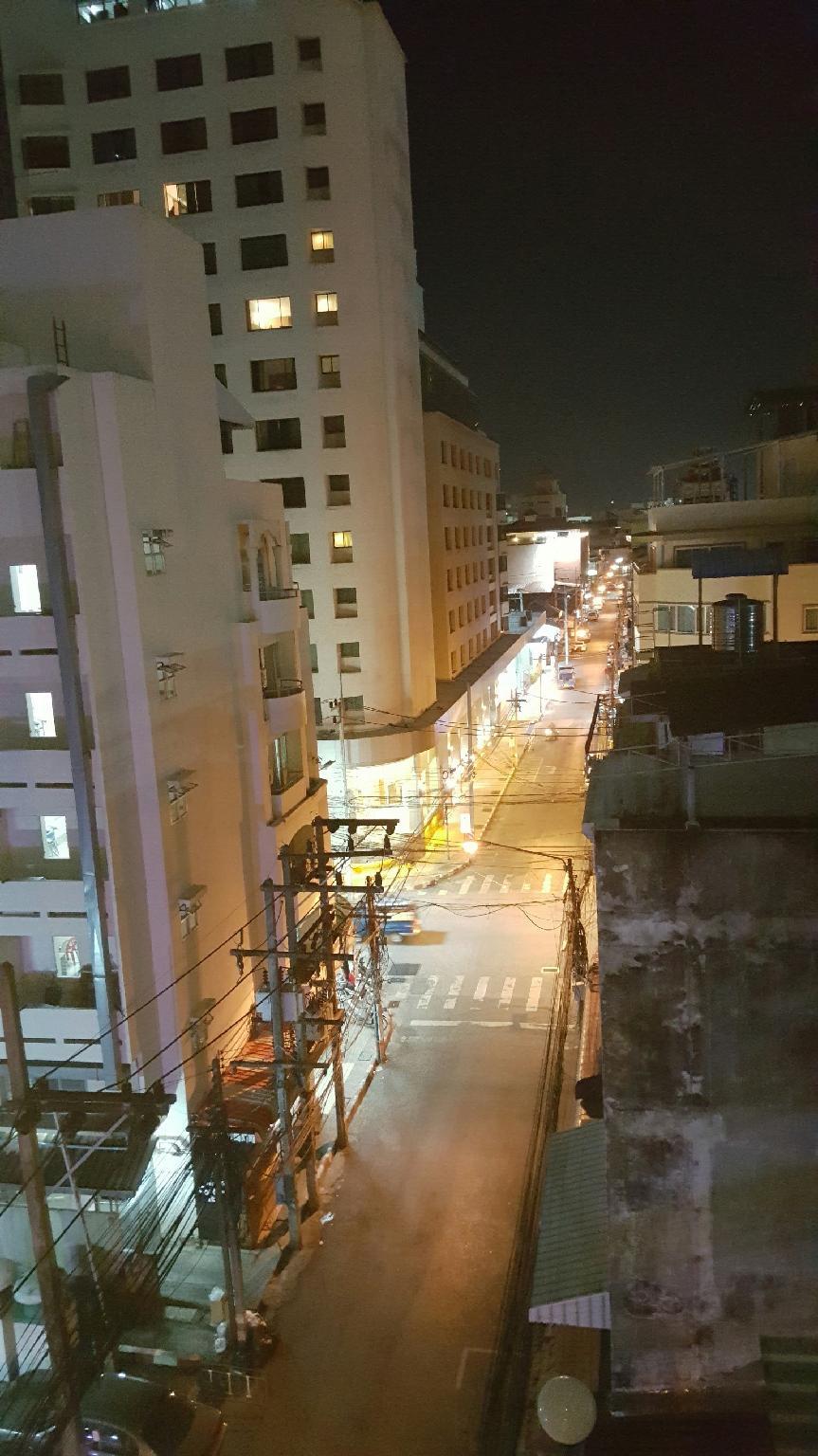 Room 2 U Hostel & Guesthouse 5/49