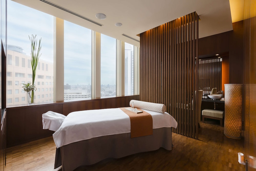 Hyatt Regency Tokyo 36/63