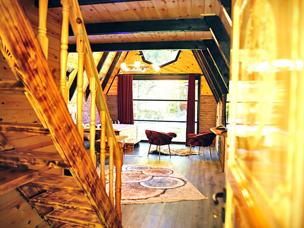 Tabiat Bungalows 5/50