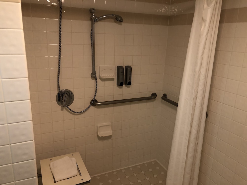 Americas Best Value Inn Collinsville St. Louis 11/29
