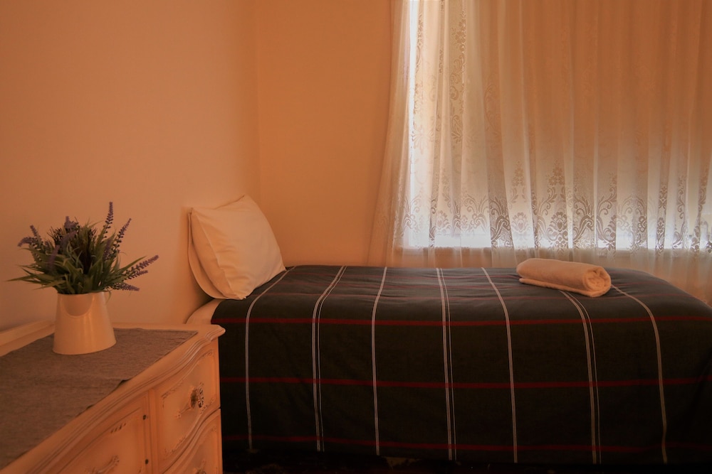 Cape Jervis Accommodation and Caravan Park 28/72