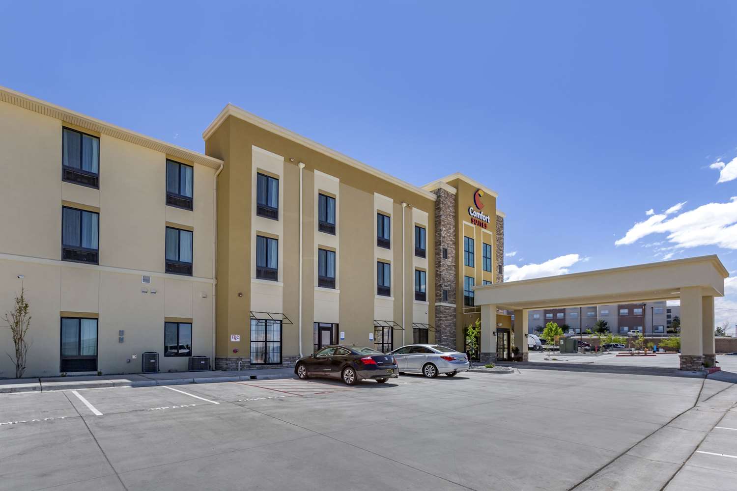 Comfort Suites Albuquerque Airport 33/34