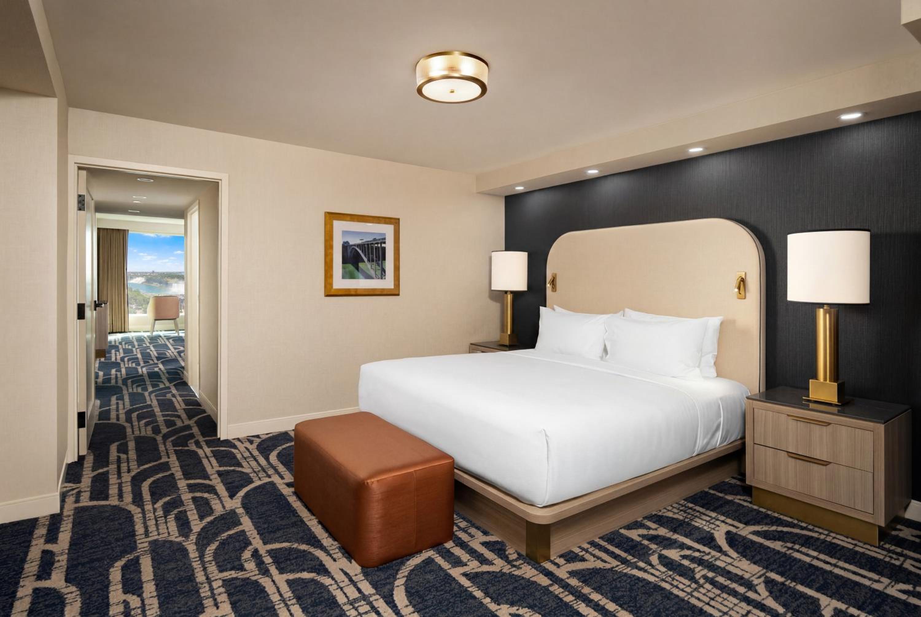 Prime Minister, Premium, Suite, Falls View, High Floor
