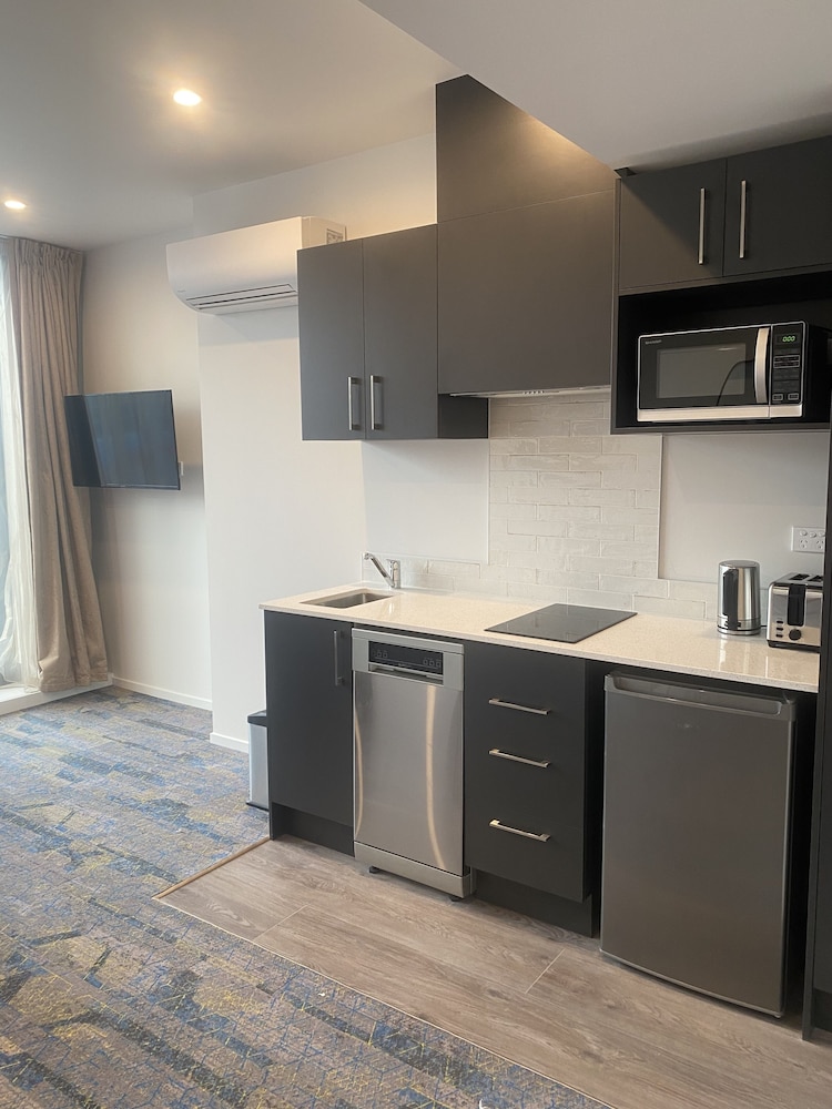 Ramada by Wyndham Wellington Taranaki Street 2/51