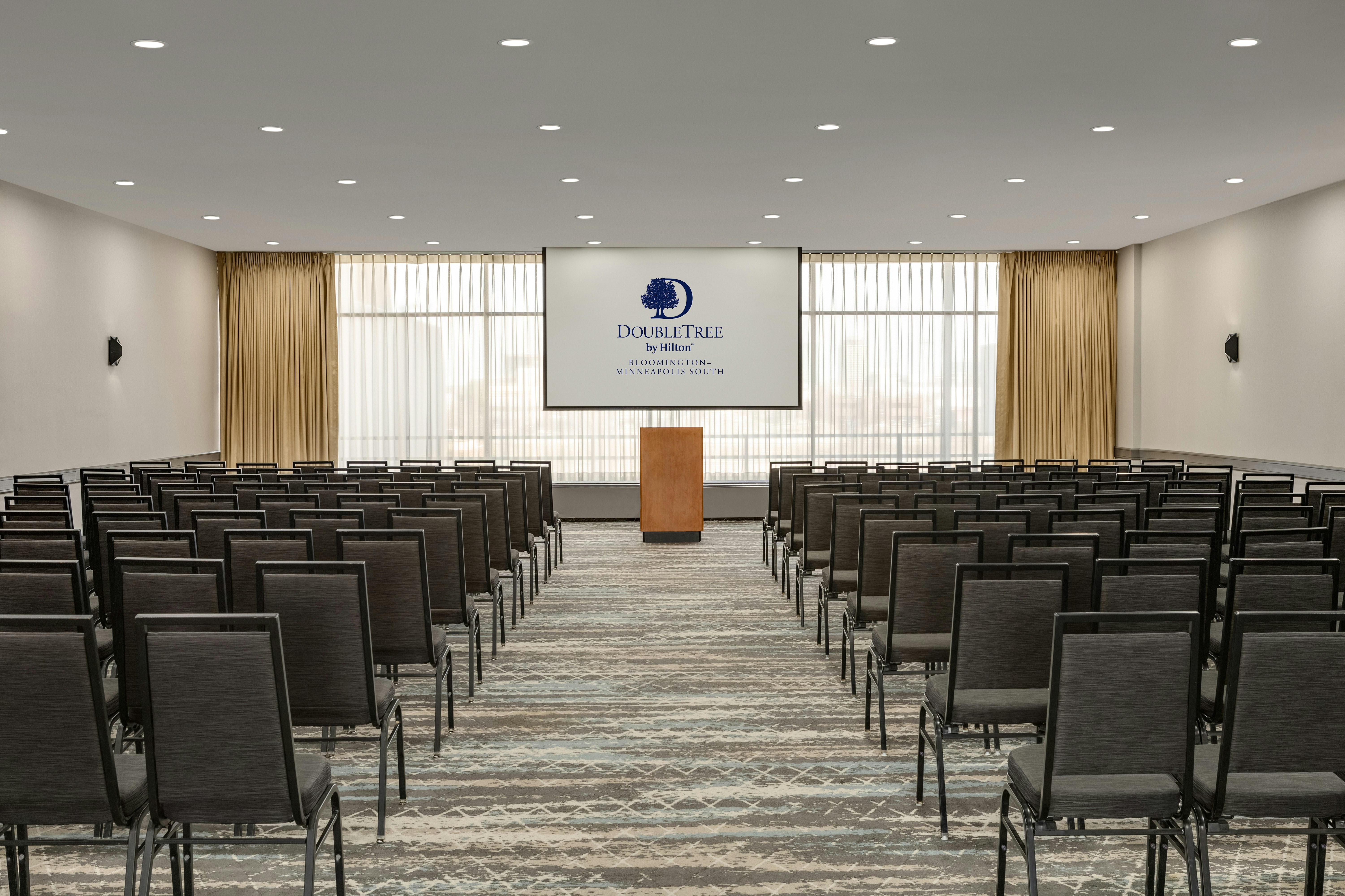 Doubletree By Hilton Bloomington Minneapolis South 50/60